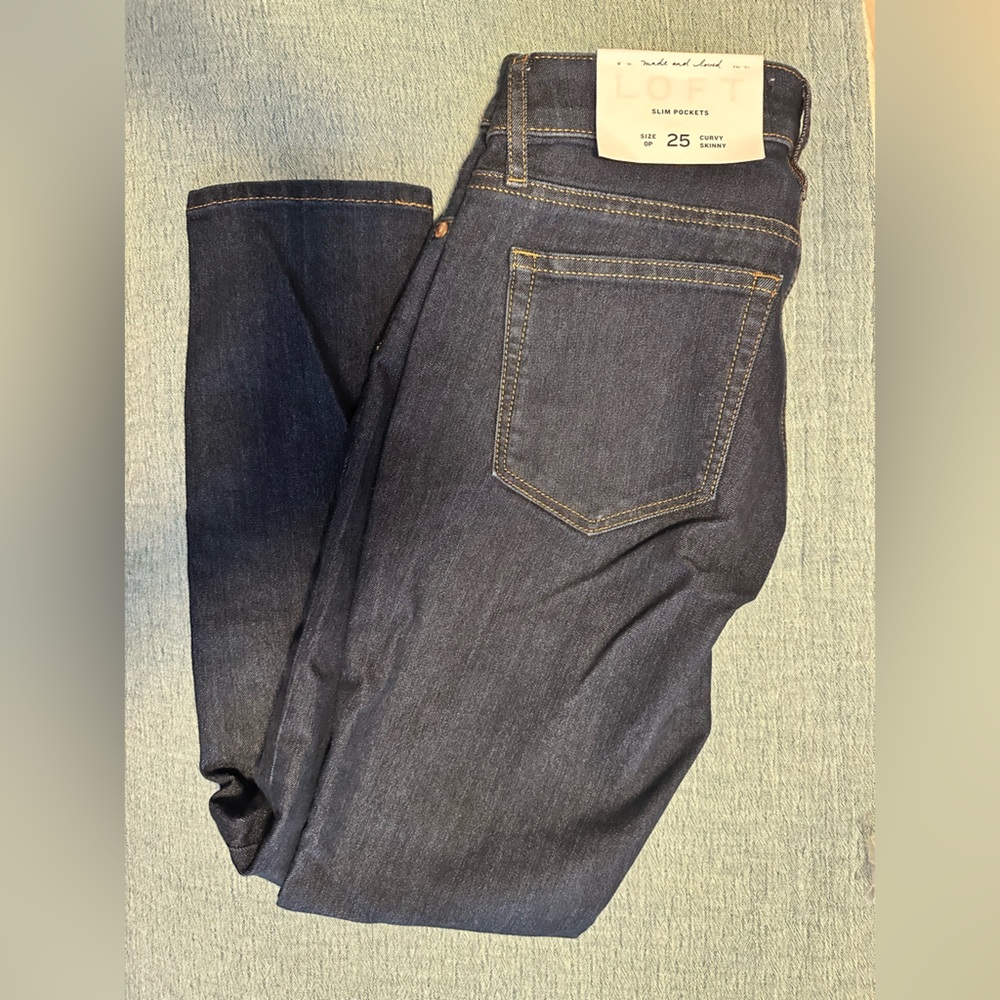 NWT LOFT Curvy Skinny Jeans 25P